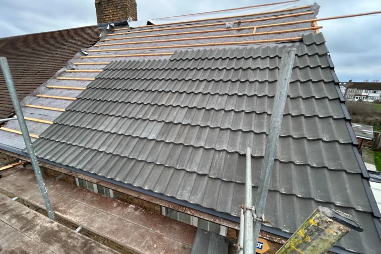 Choosing the Right Roofing Materials